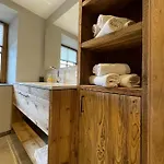 Apartment Lorenzoni, Cafe Konditorei Helmut Lorenzoni Kirchberg in Tirol