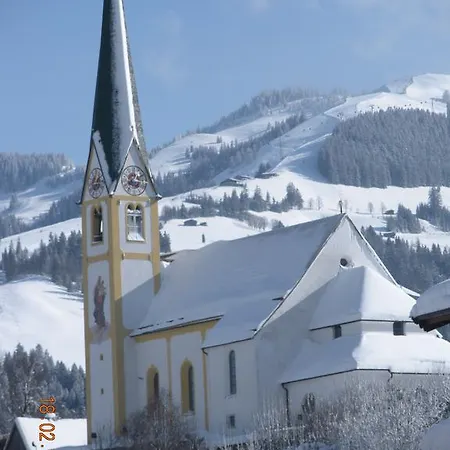 Lorenzoni, Cafe Konditorei Helmut Lorenzoni * Kirchberg in Tirol