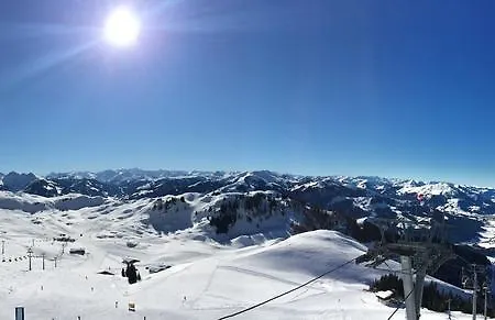 Lorenzoni, Cafe Konditorei Helmut Lorenzoni Апартаменты