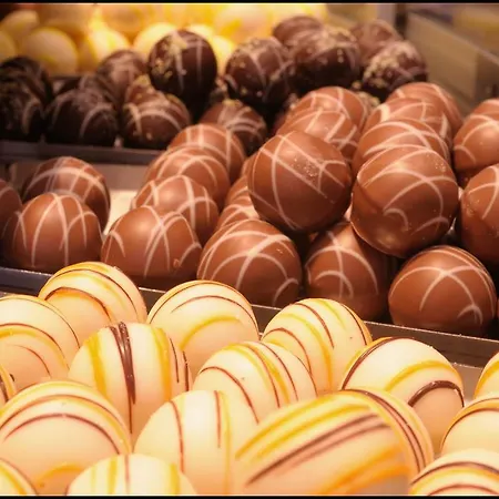 Lorenzoni, Cafe Konditorei Helmut Lorenzoni