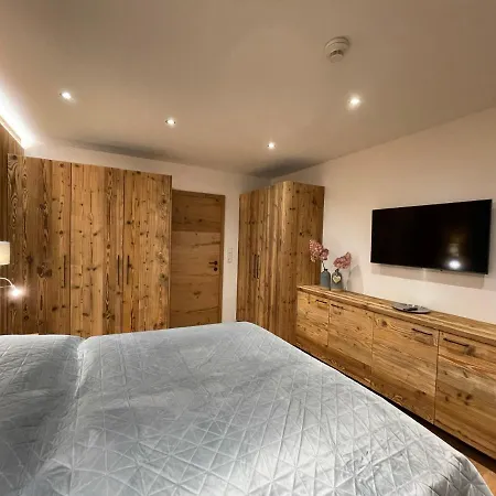 Lorenzoni, Cafe Konditorei Helmut Lorenzoni