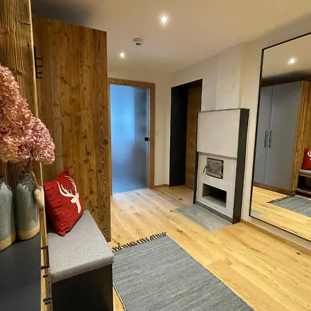 Lorenzoni, Cafe Konditorei Helmut Lorenzoni