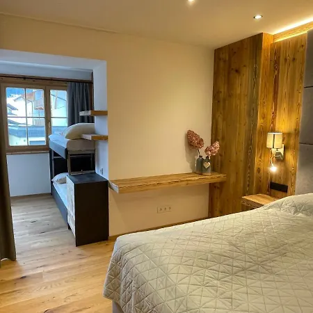 Lorenzoni, Cafe Konditorei Helmut Lorenzoni