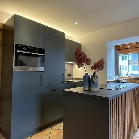 Апартаменты Lorenzoni, Cafe Konditorei Helmut Lorenzoni *