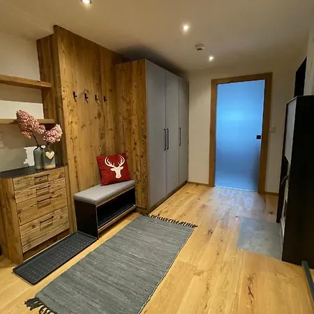 Appartement Lorenzoni, Cafe Konditorei Helmut Lorenzoni *