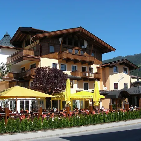 Apartment Lorenzoni, Cafe Konditorei Helmut Lorenzoni *