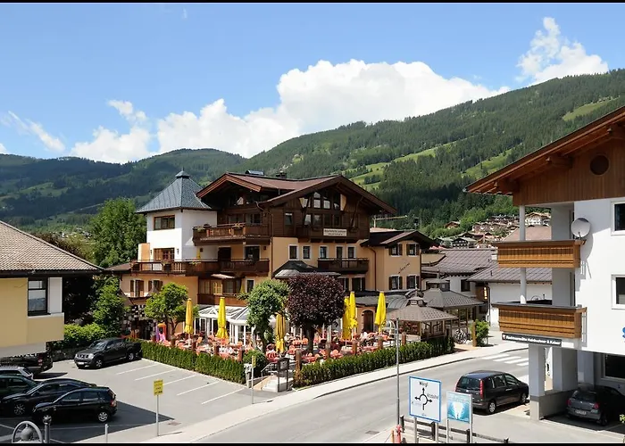 Lorenzoni, Cafe Konditorei Helmut Lorenzoni * Kirchberg in Tirol