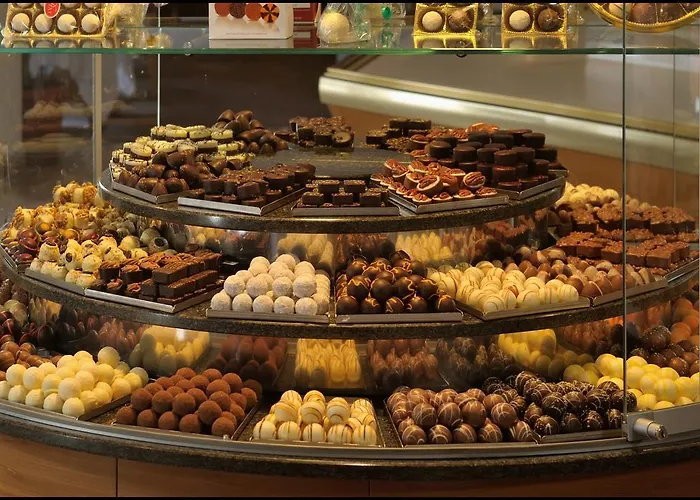 Lorenzoni, Cafe Konditorei Helmut Lorenzoni Lägenhet Kirchberg in Tirol