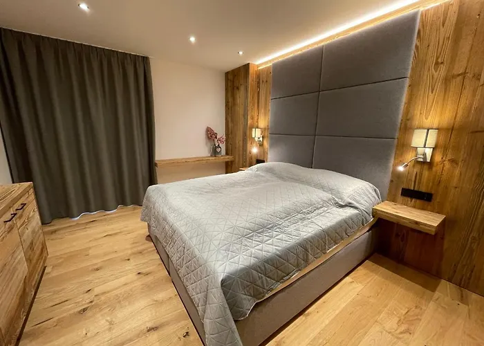 Lorenzoni, Cafe Konditorei Helmut Lorenzoni *